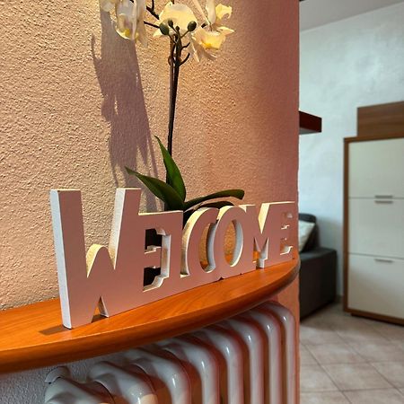 Comfy Apartment In Lecco 2 Exterior foto